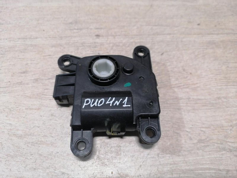 Rio 4 №1 моторчик заслонки печки