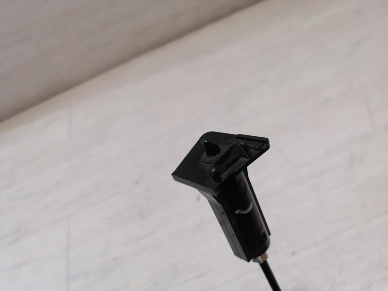 Rio 4 №1 трос лючка бензобака