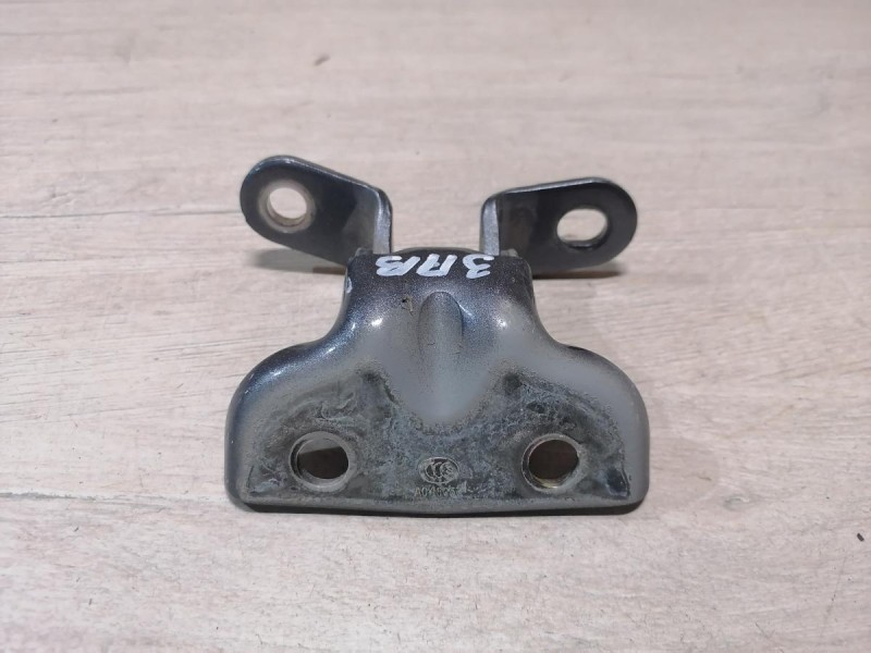 Rio 4 №1 петля двери задняя правая верхняя