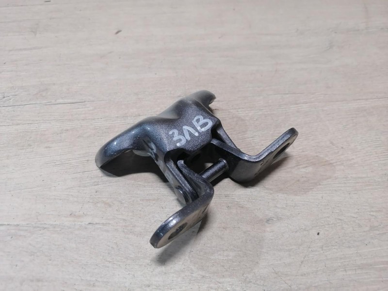 Rio 4 №1 петля двери задняя левая верхняя