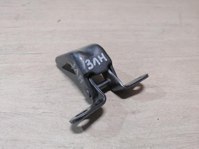 Rio 4 №1 петля двери задняя левая нижняя