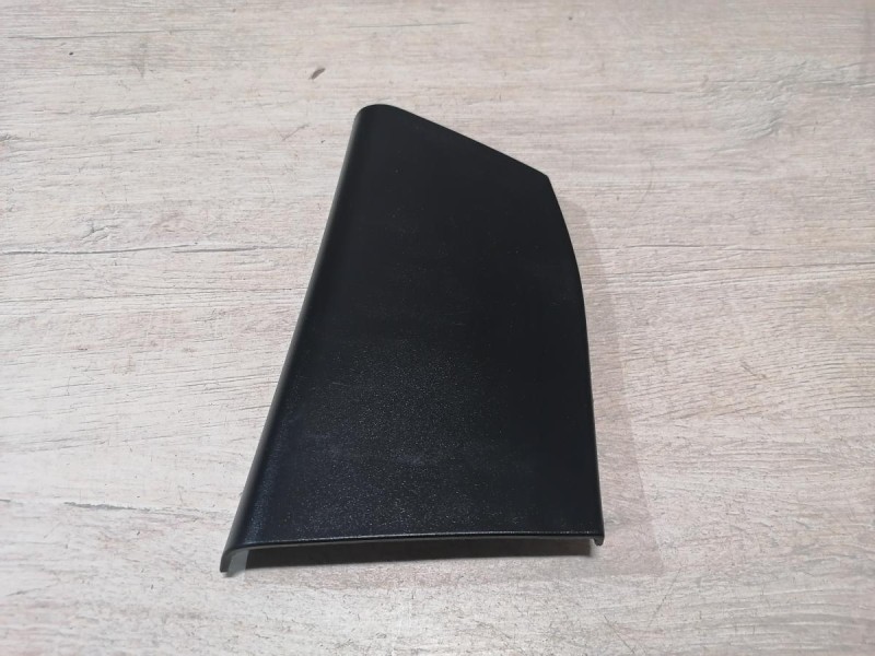 Rio 4 №1 накладка двери внутренняя задняя правая