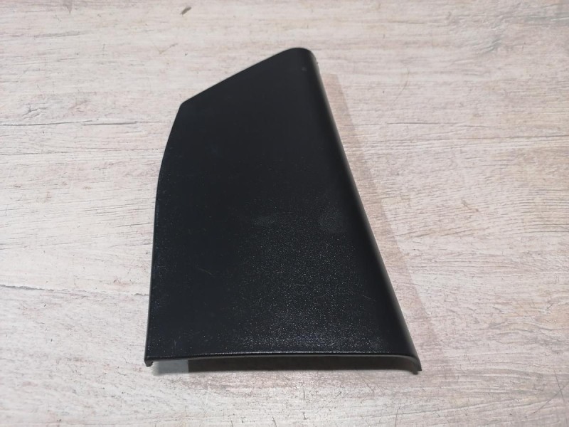 Rio 4 №1 накладка двери внутренняя задняя левая