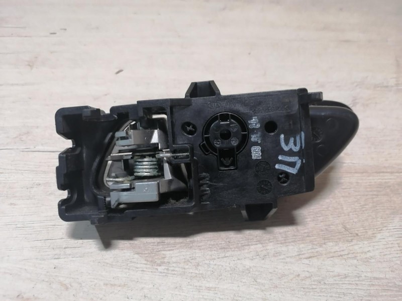 Rio 4 №1 ручка двери внутренняя задняя правая