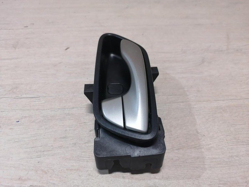 Rio 4 №1 ручка двери внутренняя задняя левая