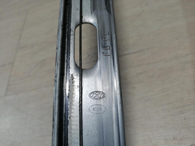 Rio 4 №1 стеклоподъемник передний левый