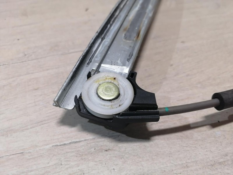 Rio 4 №1 стеклоподъемник задний левый эл