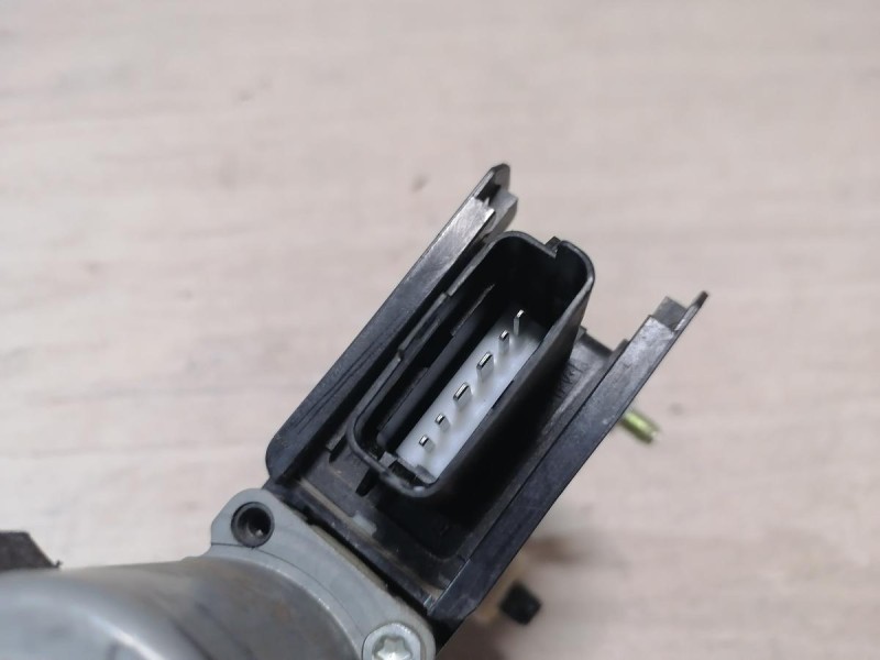 Rio 4 №1 моторчик стеклоподъемника передний левый