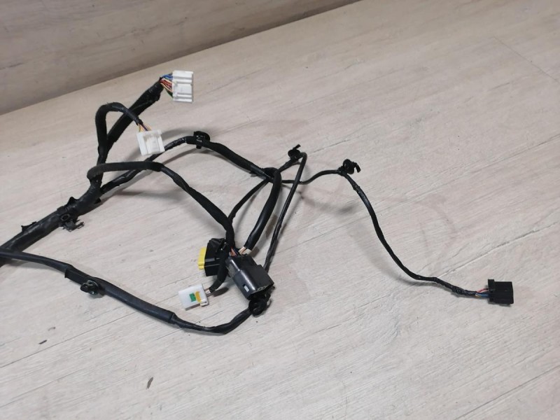 Rio 4 №1 проводка двери передняя левая