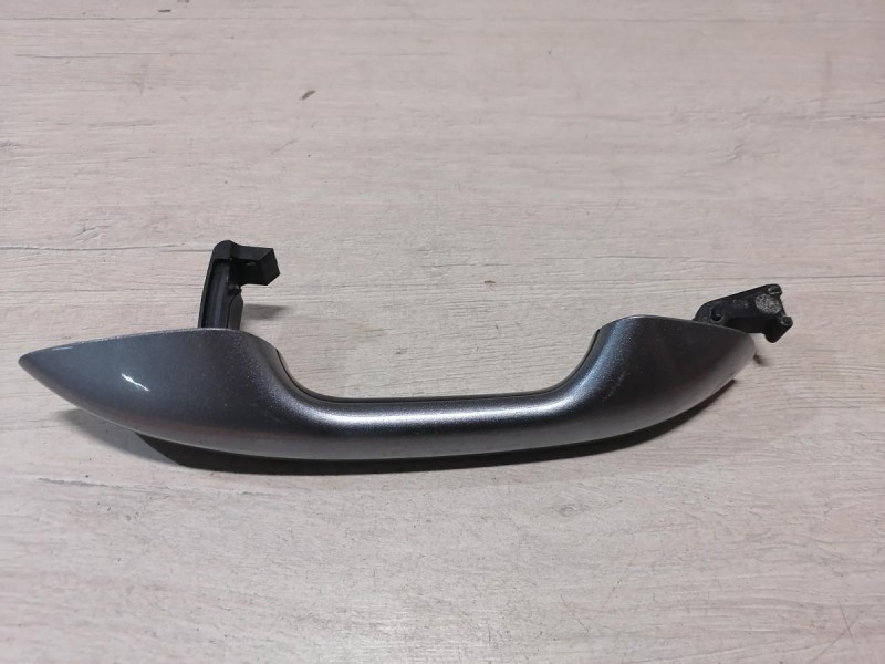 Rio 4 №1 ручка двери наружная правая