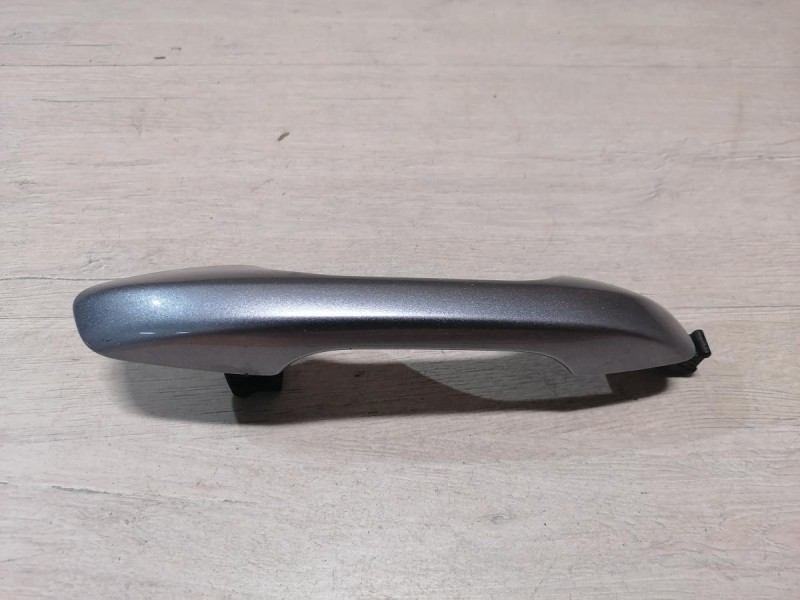 Rio 4 №1 ручка двери наружная правая