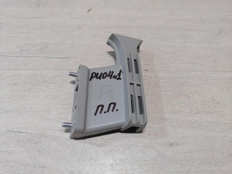 Rio 4 №1 направляющая стекла двери передняя правая