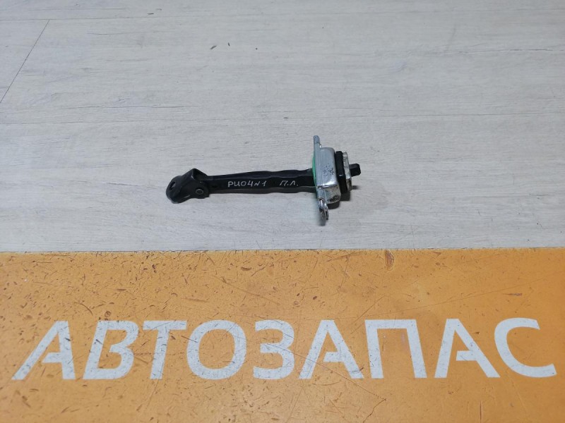 Rio 4 №1 ограничитель двери передний