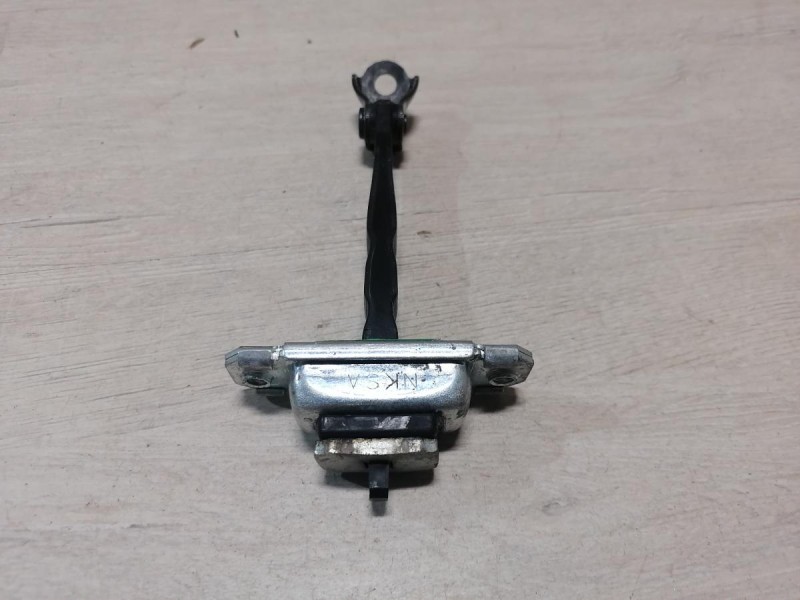 Rio 4 №1 ограничитель двери передний