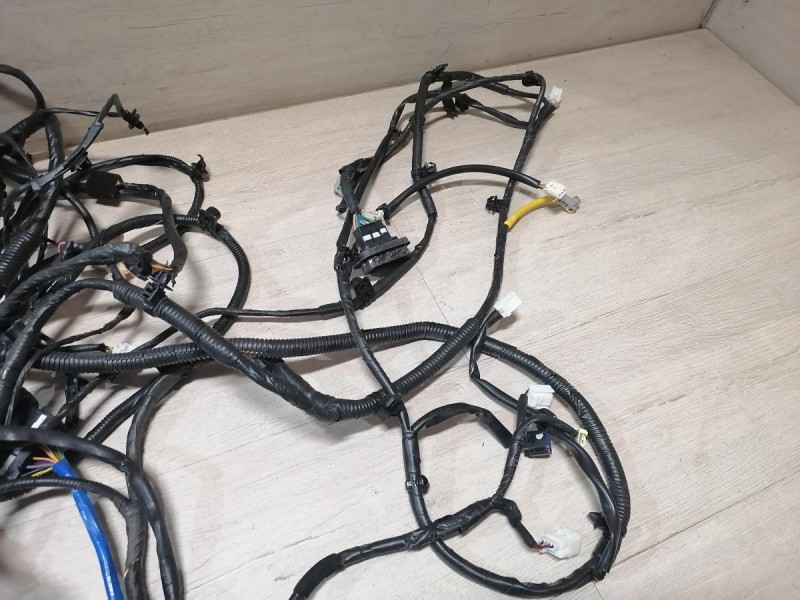 Rio 4 №1 проводка салона