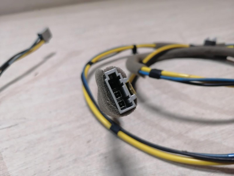 Rio 4 №1 проводка антенны