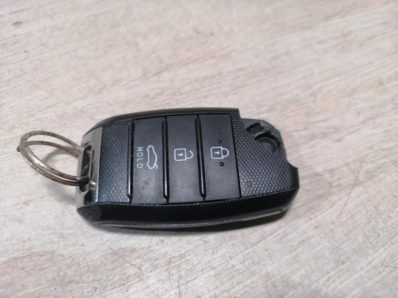 Rio 4 №1 блок управления двигателем мозги чип блок центрального замка к-кт