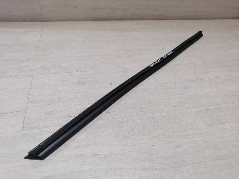 Rio 4 №1 бархотка внутренняя передняя левая