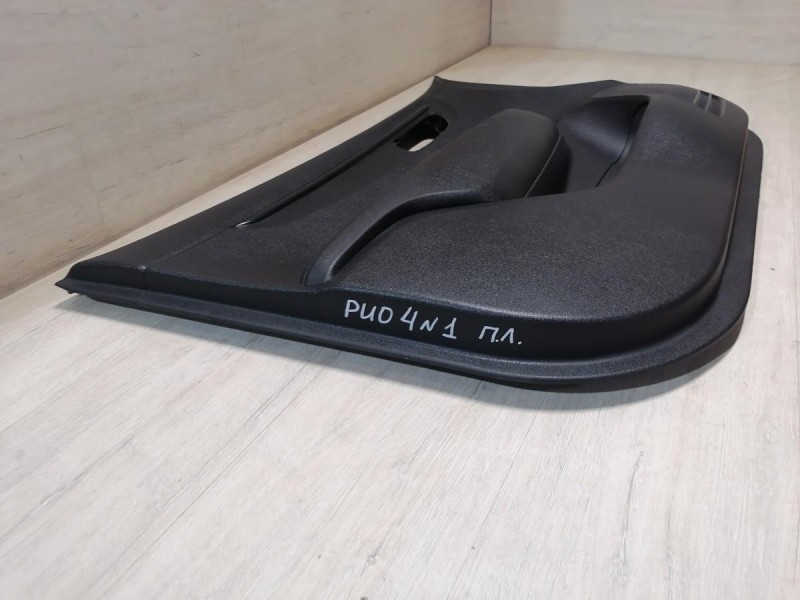 Rio 4 №1 обшивка двери передняя левая