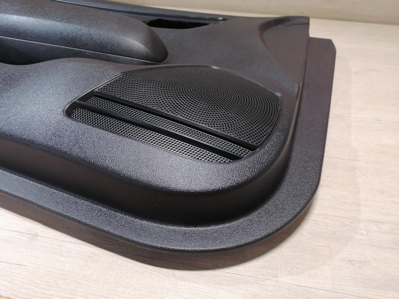 Rio 4 №1 обшивка двери передняя левая