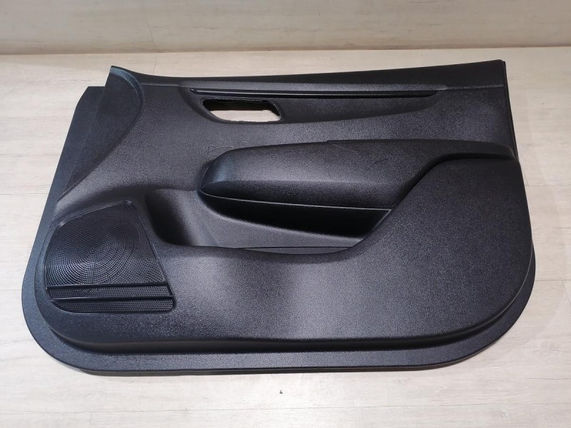 Rio 4 №1 обшивка двери передняя правая