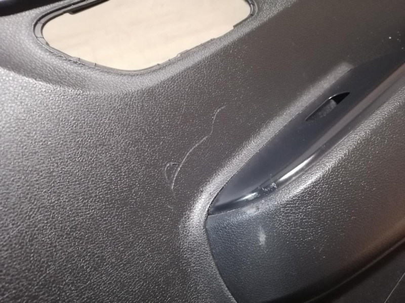 Rio 4 №1 обшивка двери передняя правая