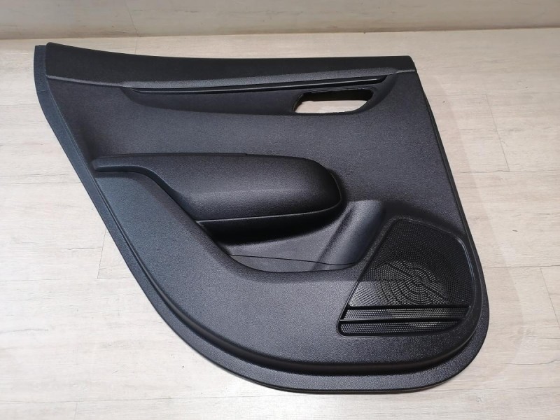 Rio 4 №1 обшивка двери задняя левая эл