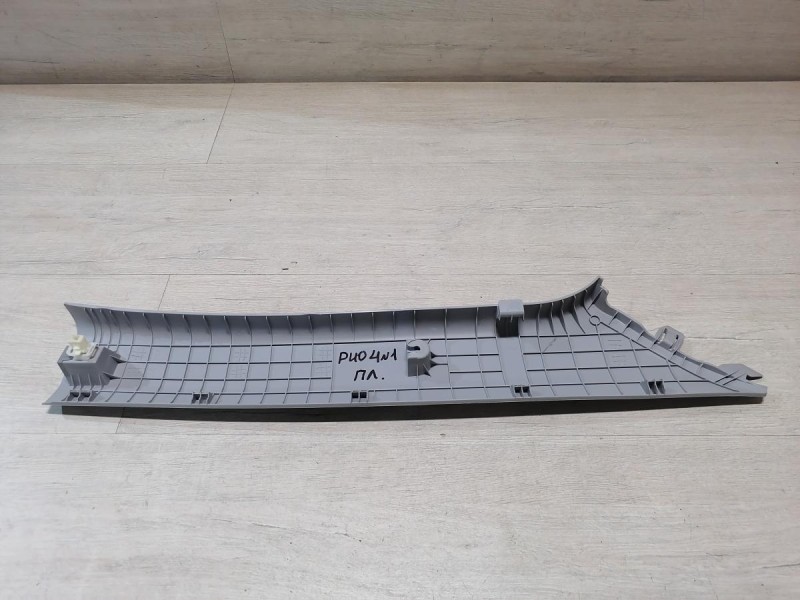 Rio 4 №1 обшивка передней стойки верхняя левая