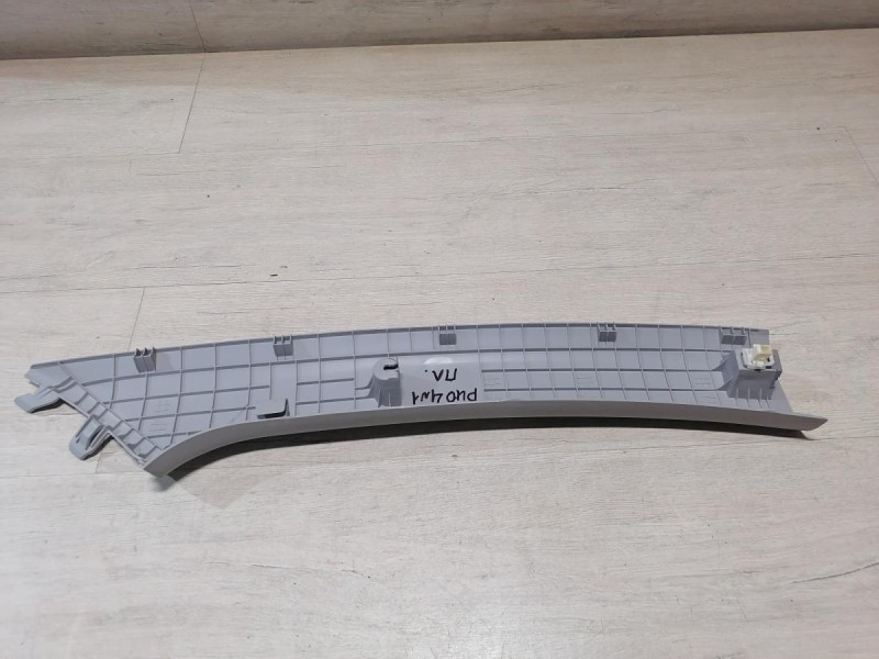 Rio 4 №1 обшивка передней стойки верхняя левая