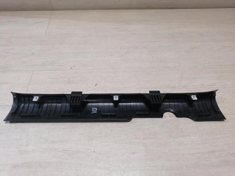 Rio 4 №1 обшивка порога передняя левая