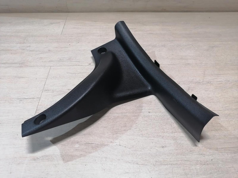 Rio 4 №1 обшивка порога задняя левая