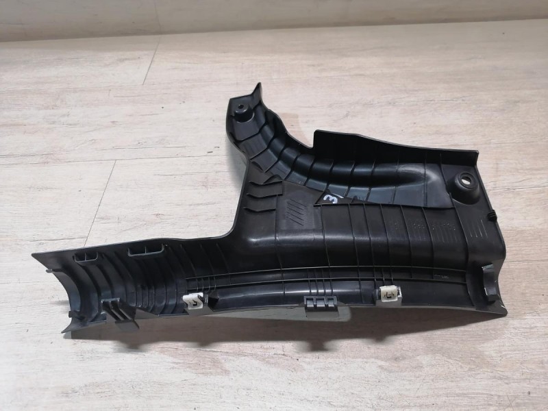 Rio 4 №1 обшивка порога задняя правая