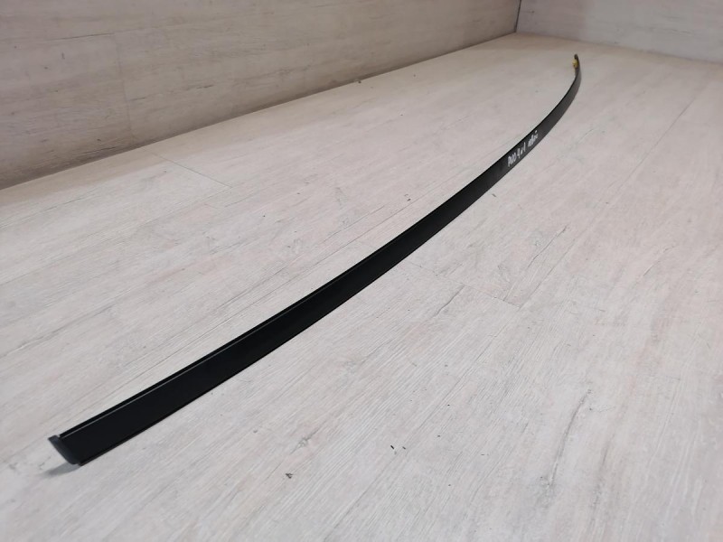 Rio 4 №1 молдинг крыши левый