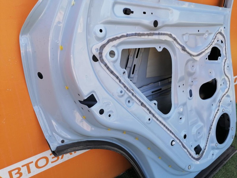Omoda C5 дверь задняя левая