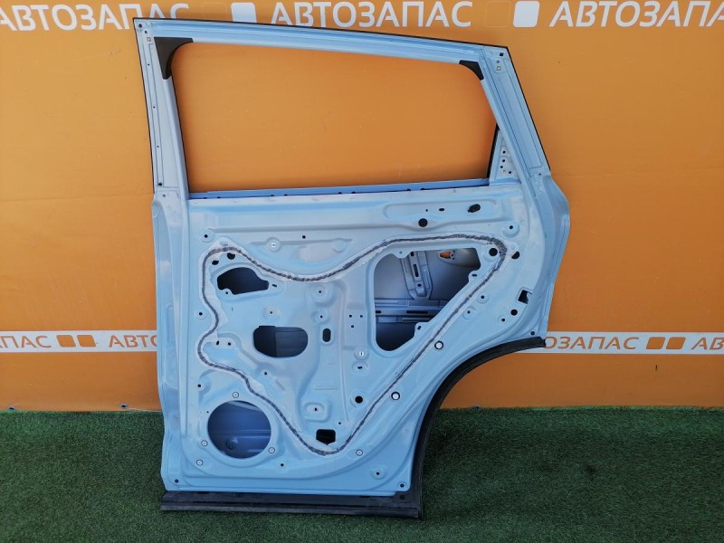 Omoda C5 дверь задняя правая