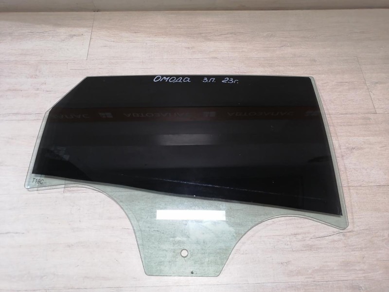 Omoda C5 стекло заднее правое 23