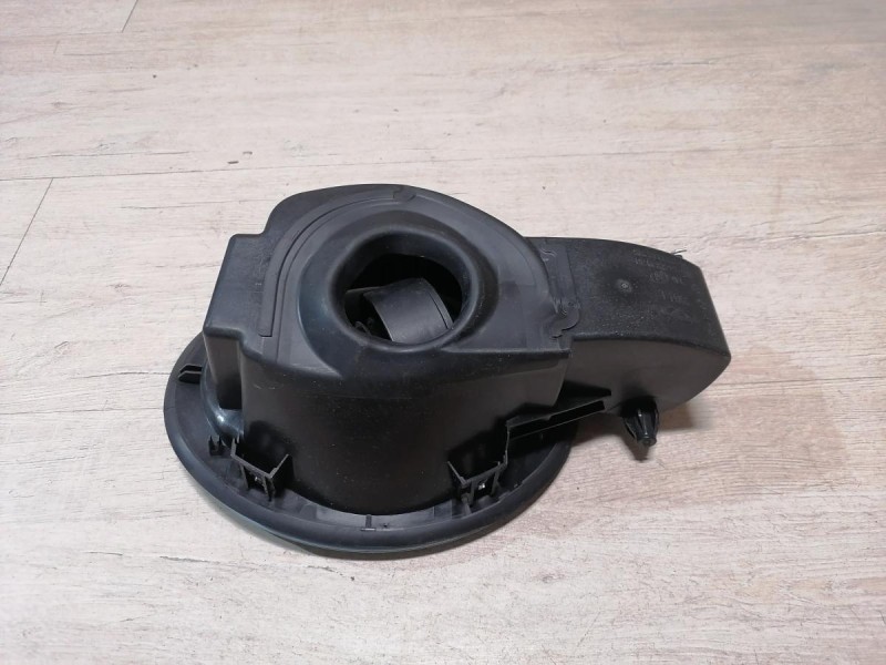 Omoda C5 лючок бензобака