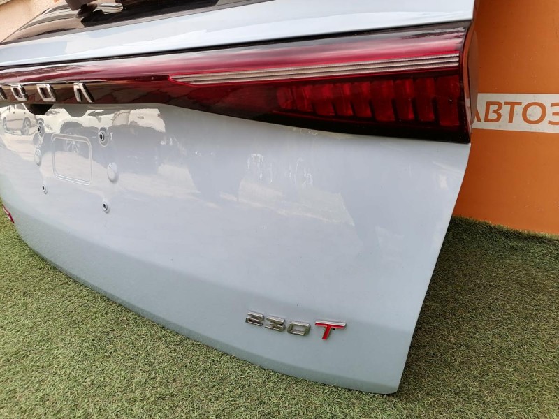 Omoda C5 крышка багажника в сборе