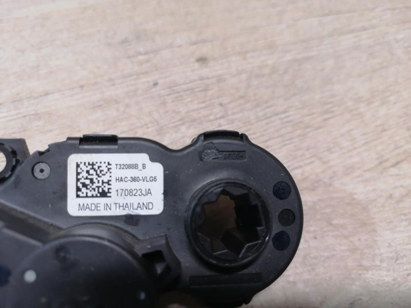 Omoda C5 моторчик заслонки печки