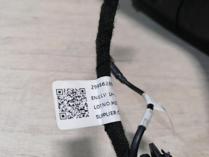 Omoda C5 зеркало левое камера 360