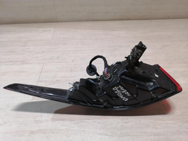 Omoda C5 фонарь левый