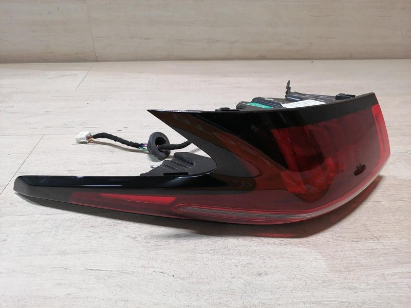 Omoda C5 фонарь правый