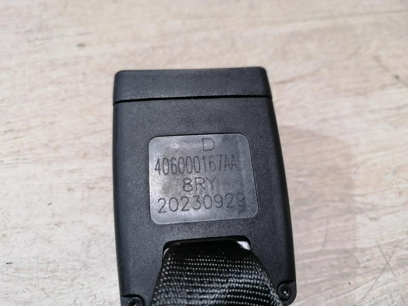 Omoda C5 замок ремня безопасности задний