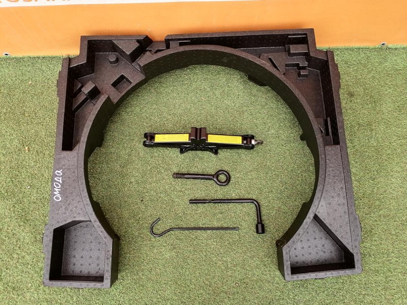 Omoda C5 органайзер багажника