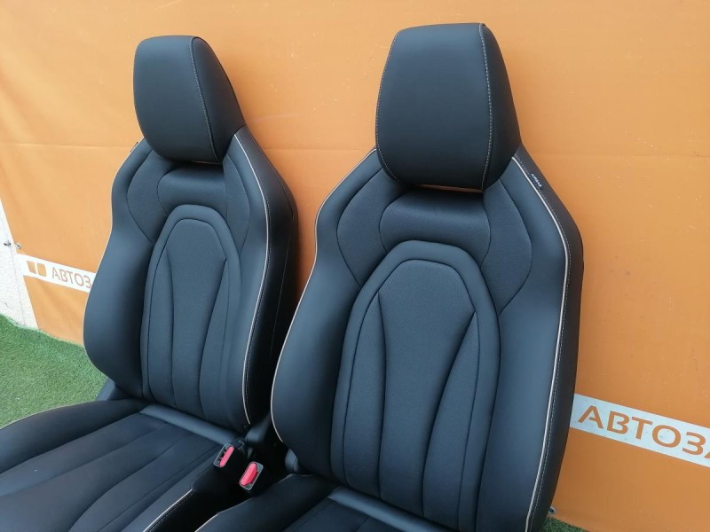 Omoda C5 сиденья передние деф