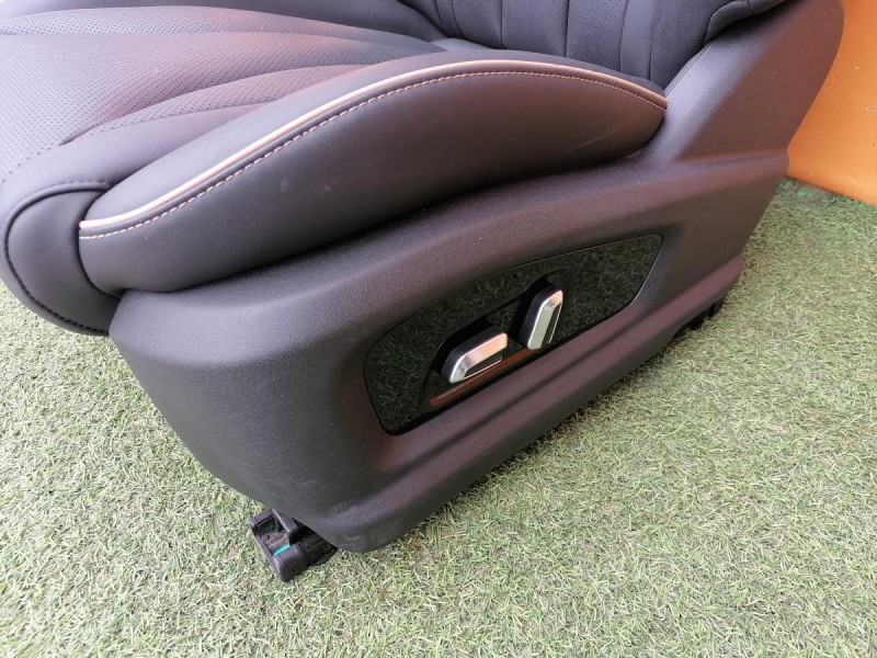 Omoda C5 сиденья передние деф