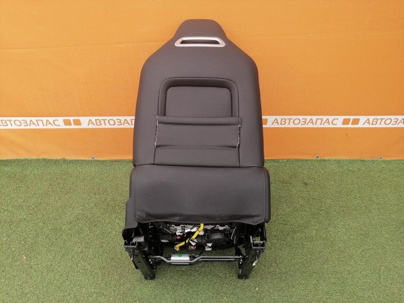 Omoda C5 сиденья передние деф