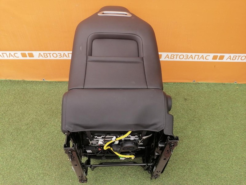 Omoda C5 сиденья передние деф