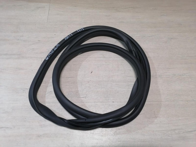 Omoda C5 уплотнитель дверного проема передний правый