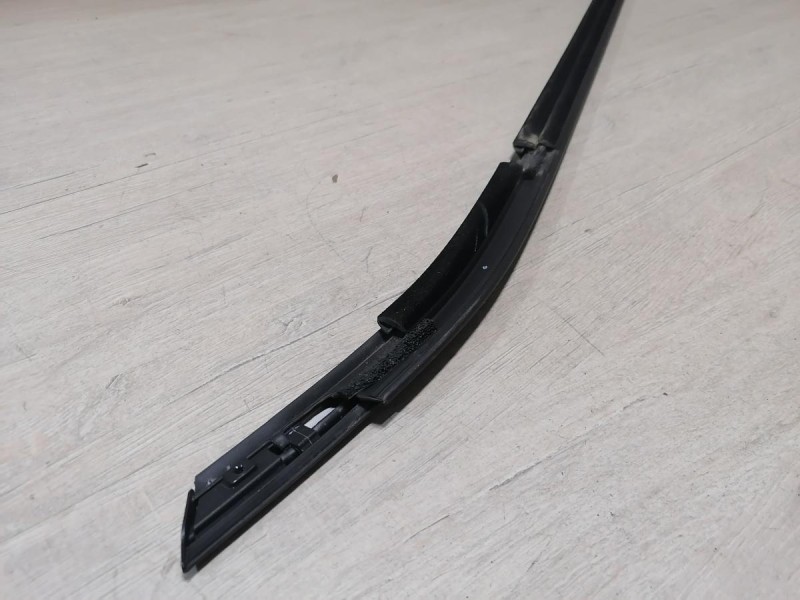 Omoda C5 бархотка наружная передняя правая